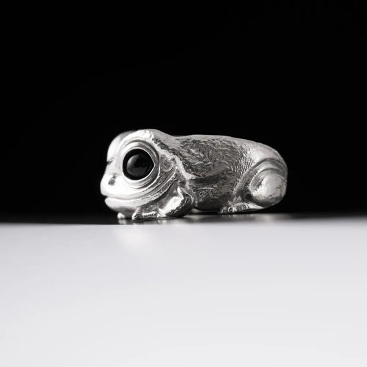 All Silver Tree Frog Ring Details 02