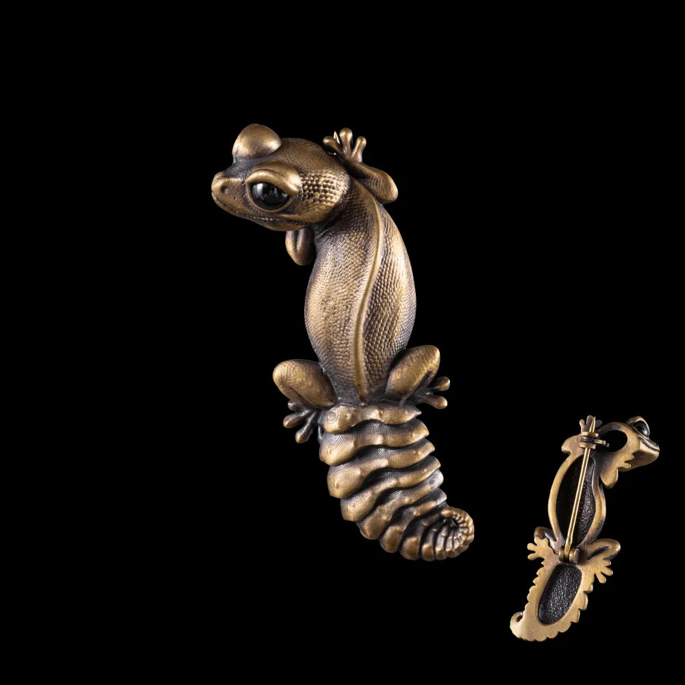 Brass Knob Tail Gecko Brooch