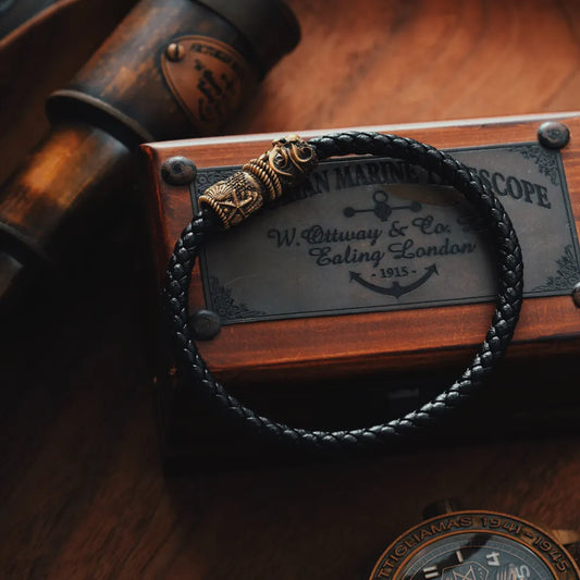 Brass Ocean Bracelet Details 02