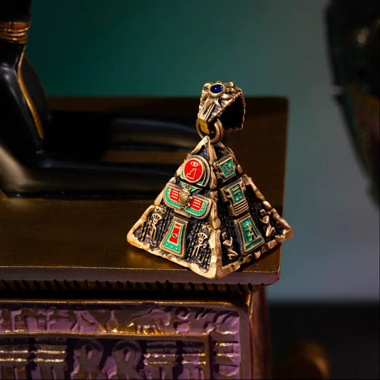 Brass Oracle Pyramid Pendant Details 02