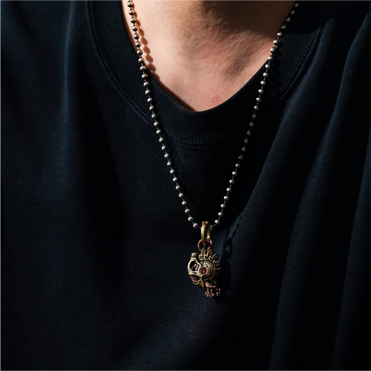 Brass Steampunk Nautilus Pendant Details 02