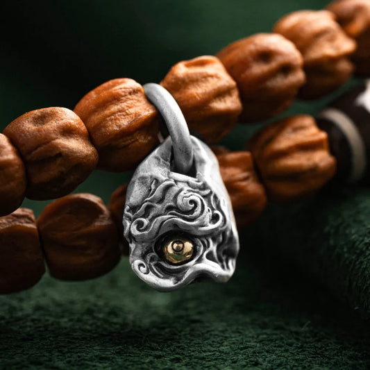 Citipati Charm Details 02