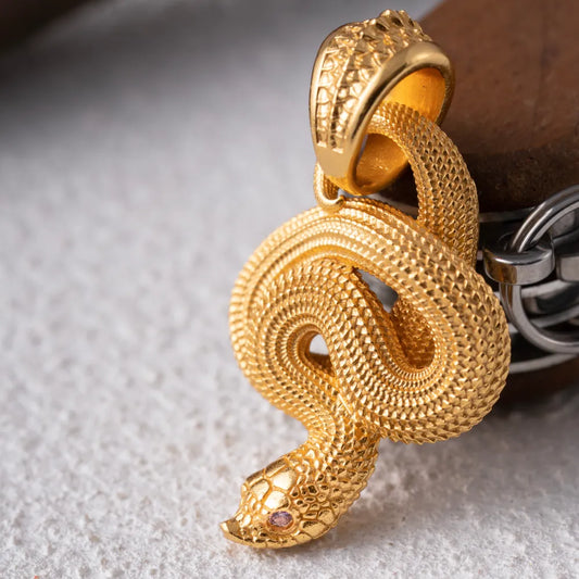 Hognose Snake Pendant Details 01