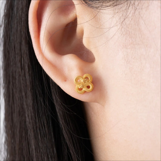 Customized Gold Vermeil Double Snake Stud Earring Details 01Customized Gold Vermeil Double Snake Stud Earring Details 02