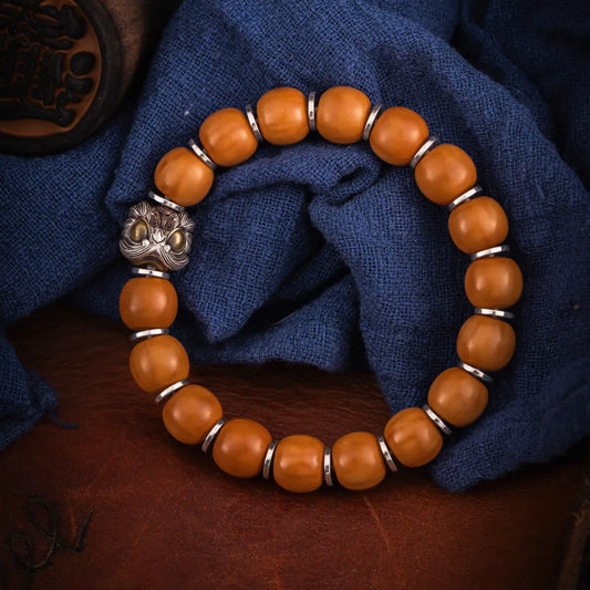 Dancing Lion Bead Bracelet Details