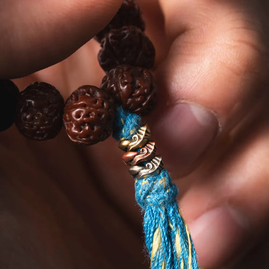 Dragon Claw Cord Bead Details 02