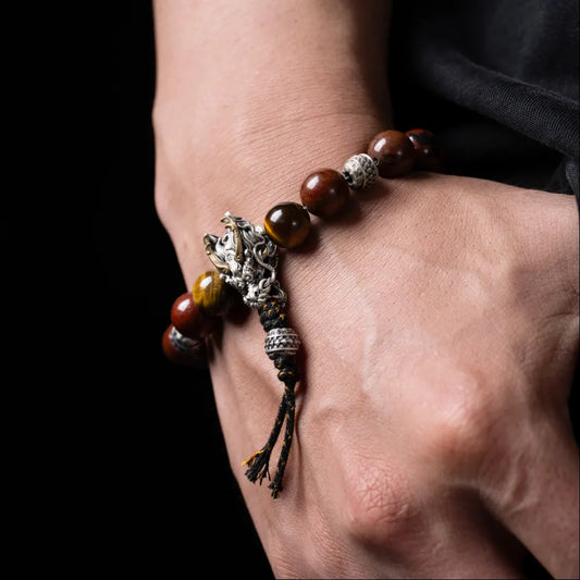 Dragon_s Valor Bracelet Details 05