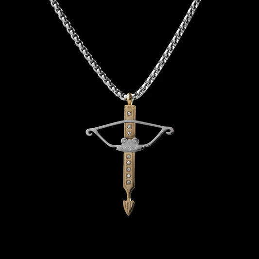 Gold Arrow Pendant Details 02