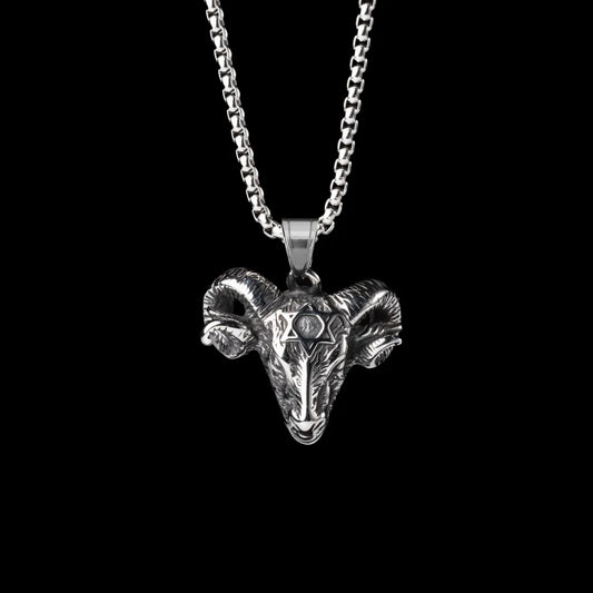 Gothic Goat Head Pendant Details 01