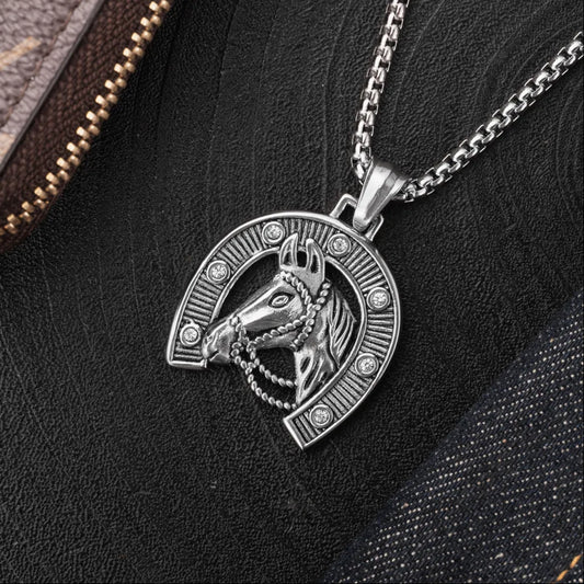 Iron Hoof Pendant Details 02