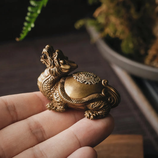 Large Dragon Turtle Ornamenet Details 05