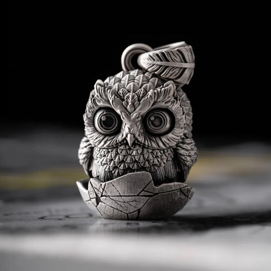 Oxidized Silver Owl Fidget Pendant Details 02