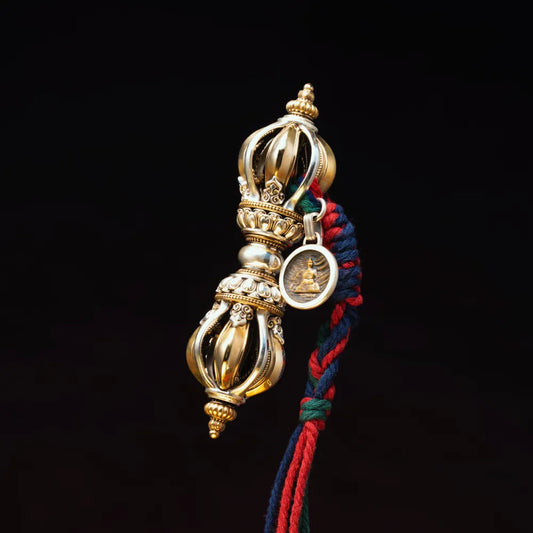 Ox.Silver And Brass Palm Vajra Relic Details 01