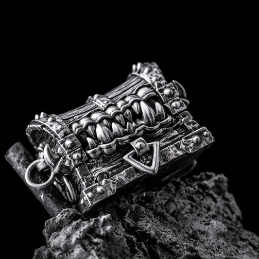 Mimicling Chest Pendant