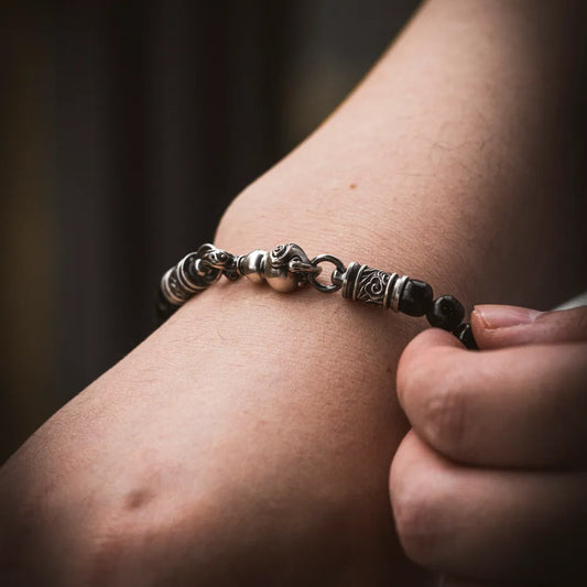 Oxidized Silver Gourd Bracelet Details 03
