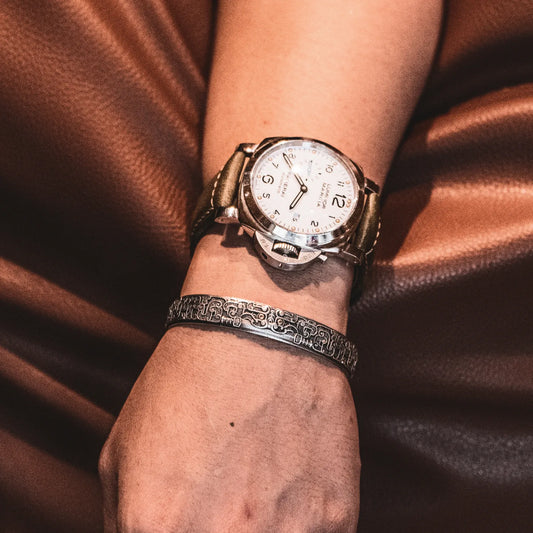 Oxidized Silver inlaid 18K Gold Orental Patterned Bracelet Details 03