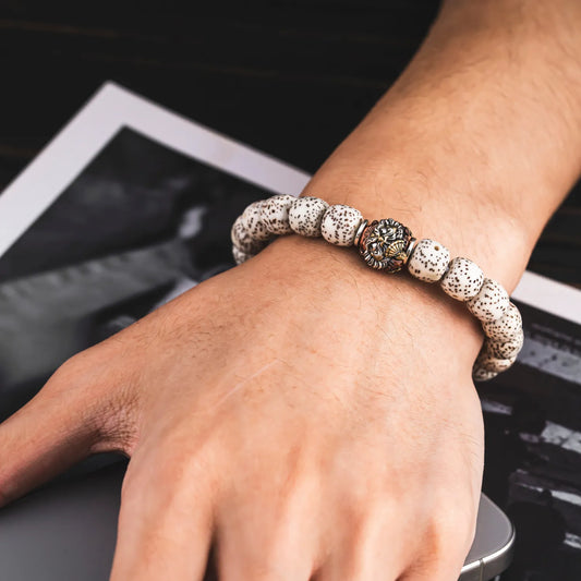 Zhong Kui Bead Details 01