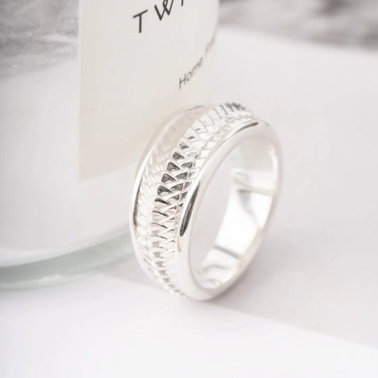 Customized Silver Snake Scale Ring Details 01