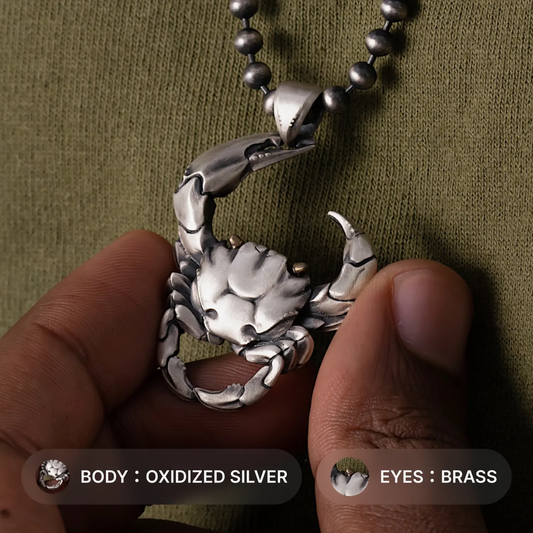 oxidized silver crab pendant details07