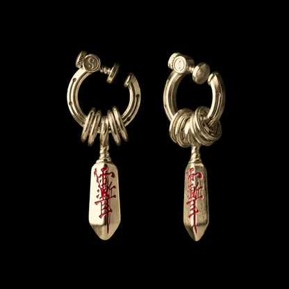 18K Gold Masterblade Talisman Clip on Earrings Details 02