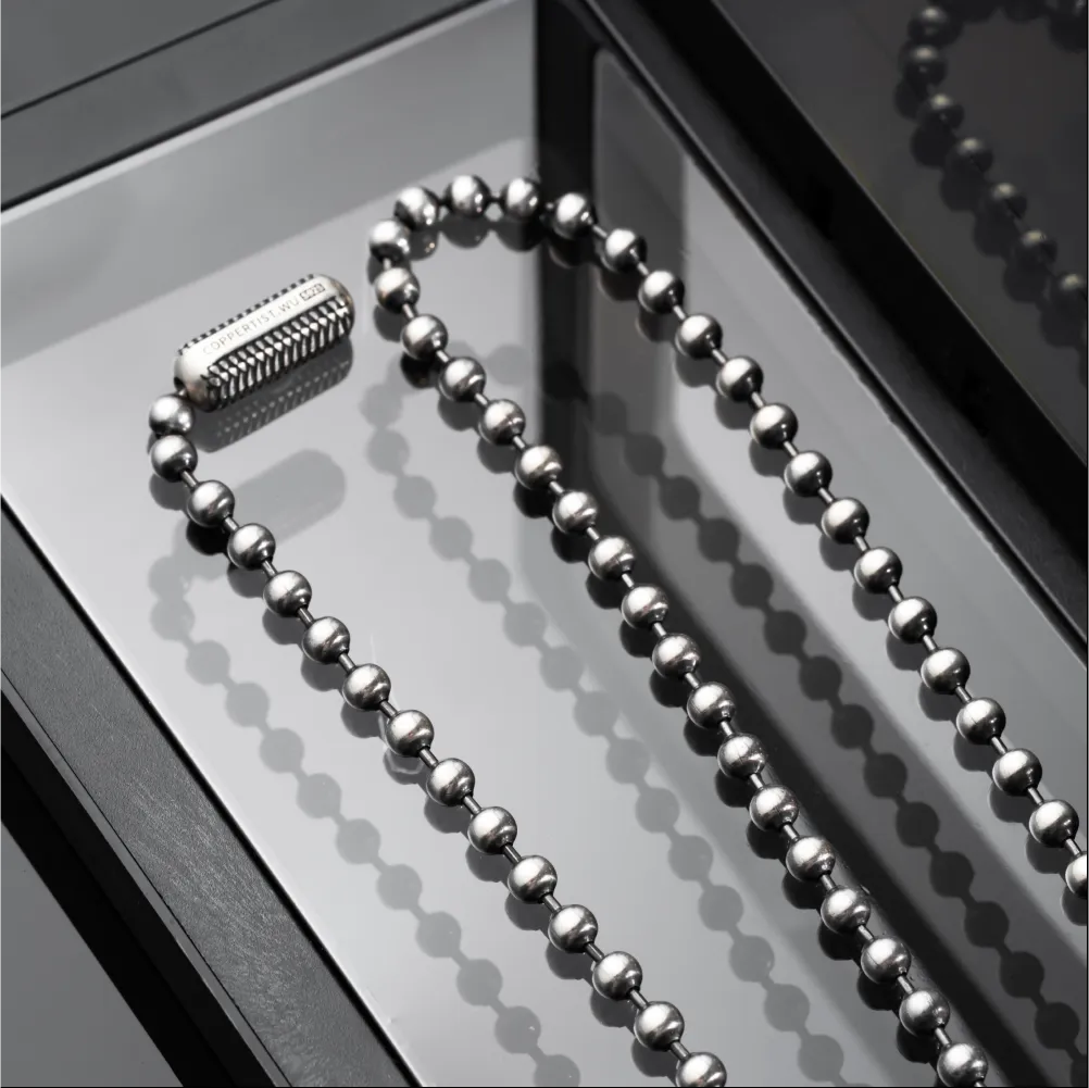 3D Floating Display Case Details 06