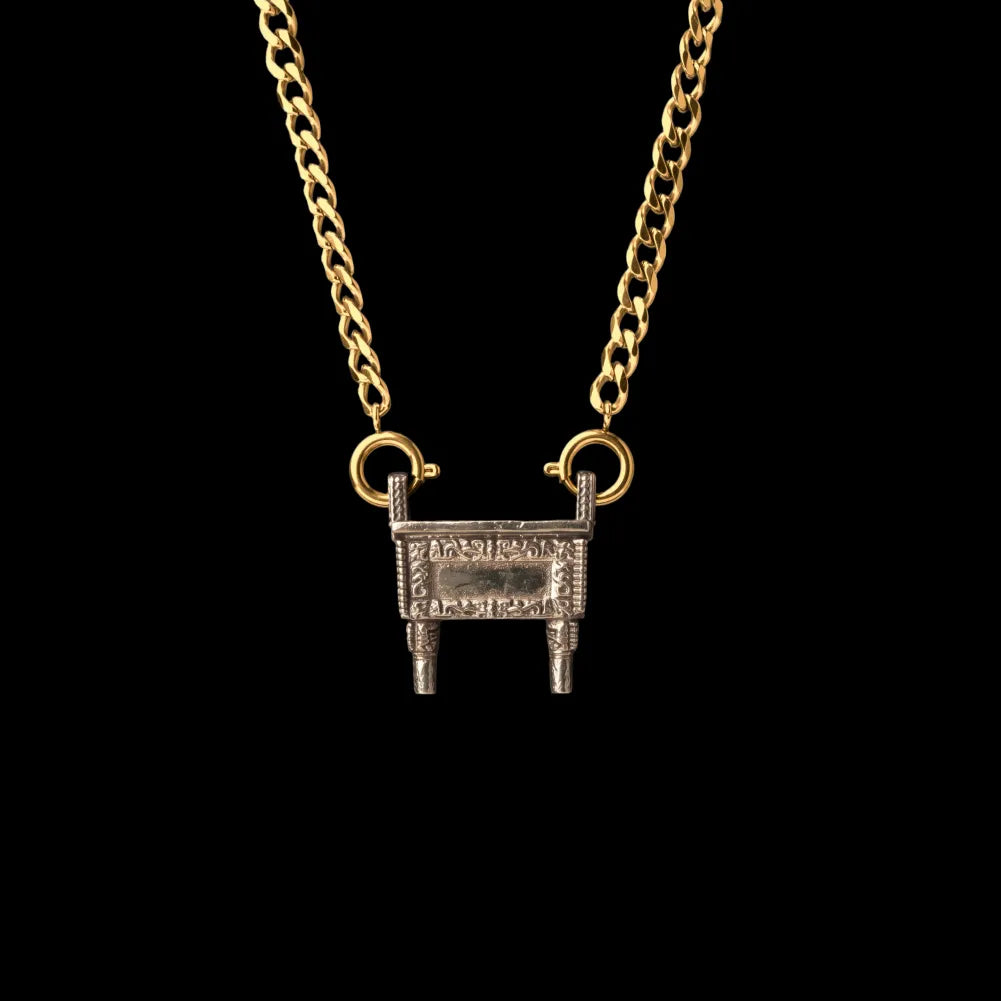 Shang Fang Ding With Gold Titanium Steel Chain Necklace