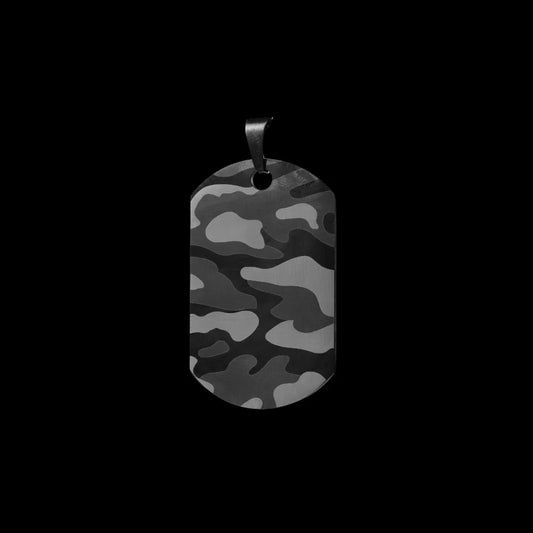 BW Camo Tag Pendan Details 01