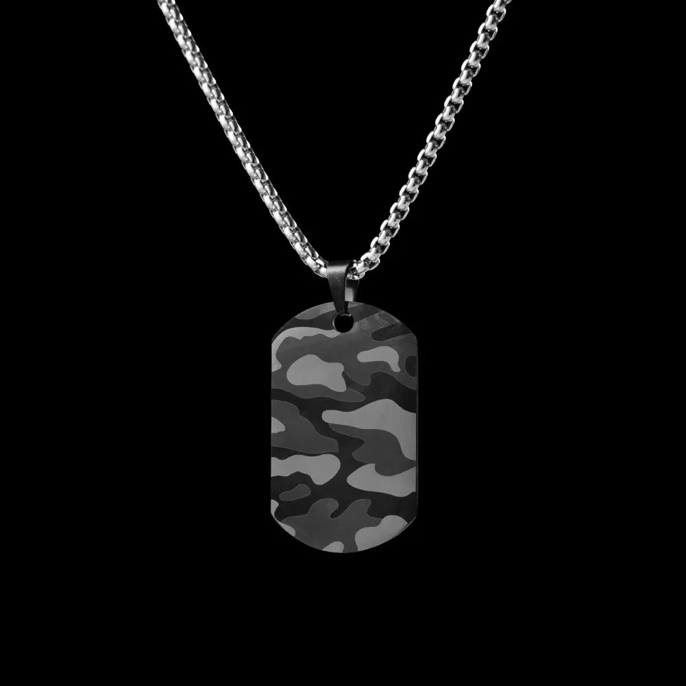 BW Camo Tag Pendan Details 02