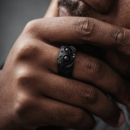 Blackened Jumping spider Ring Details 04