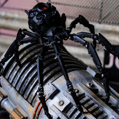 Blackened Mechanical Widow Details 02