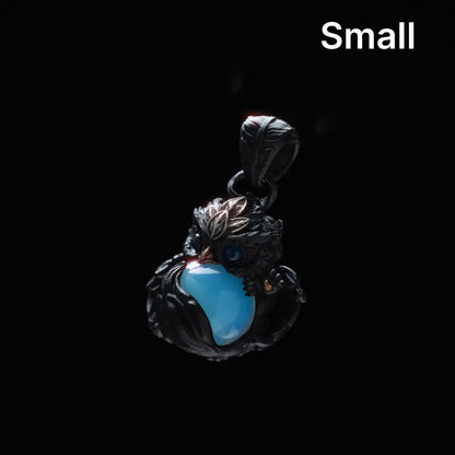 Blackened Mini Griffin Pendant Details 01