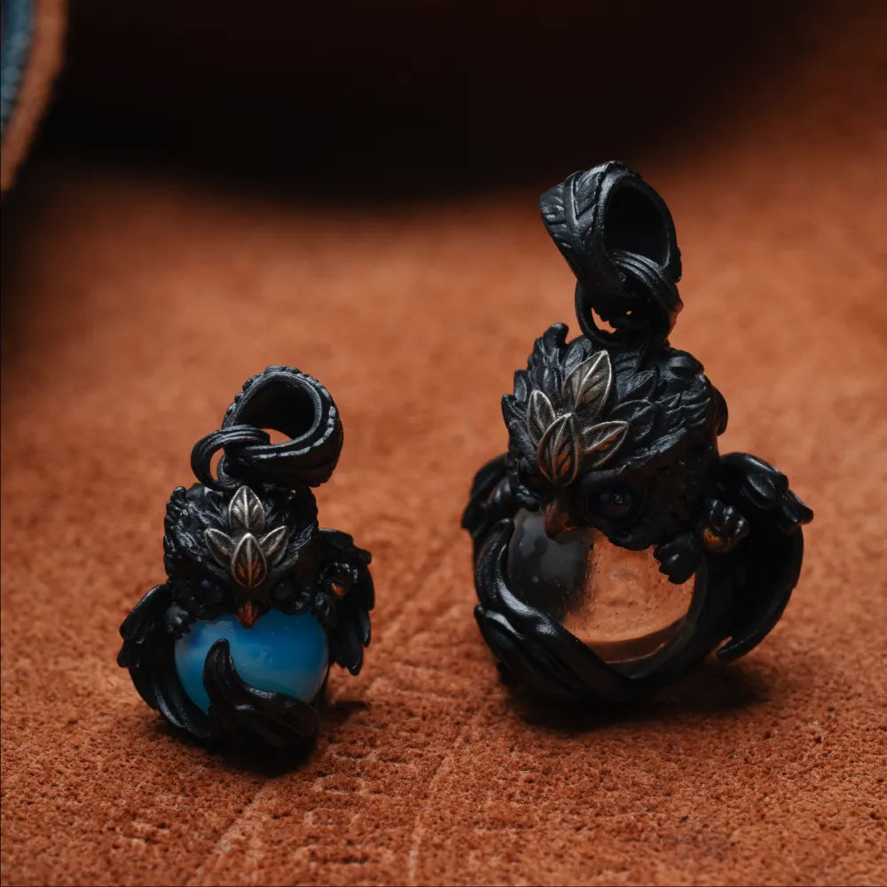 Blackened Mini Griffin Pendant Details 05