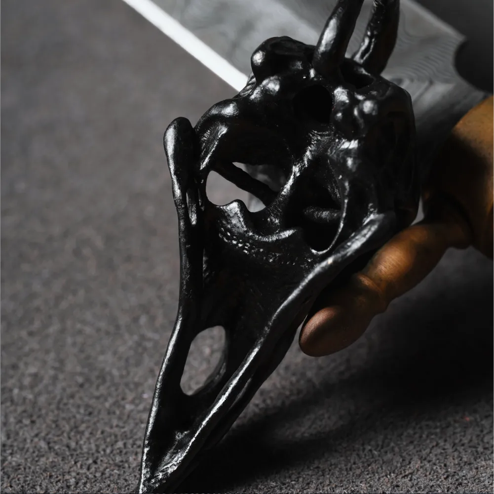 Blackened Raven Skull Pendant Details 04