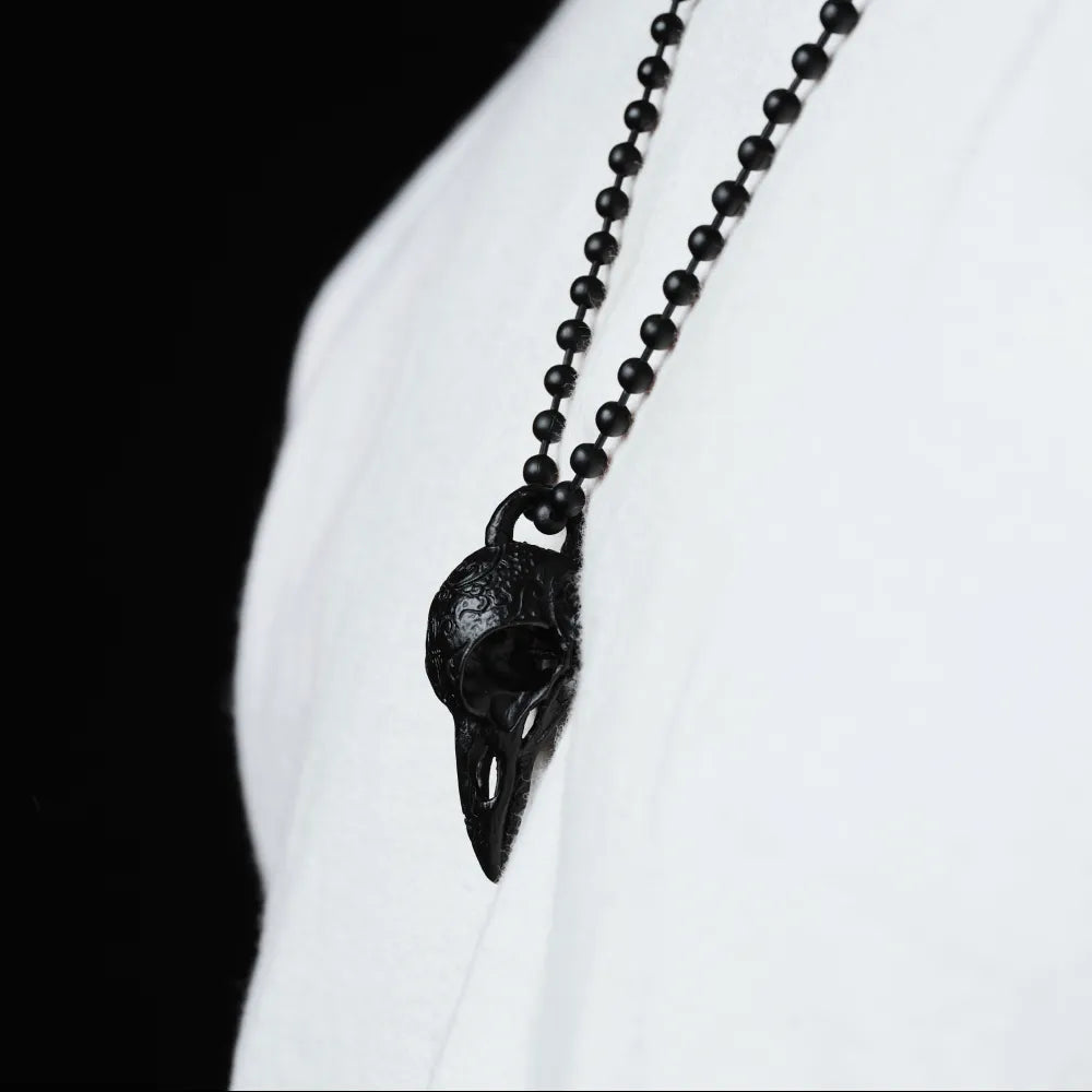 Blackened Raven Skull Pendant Details 06