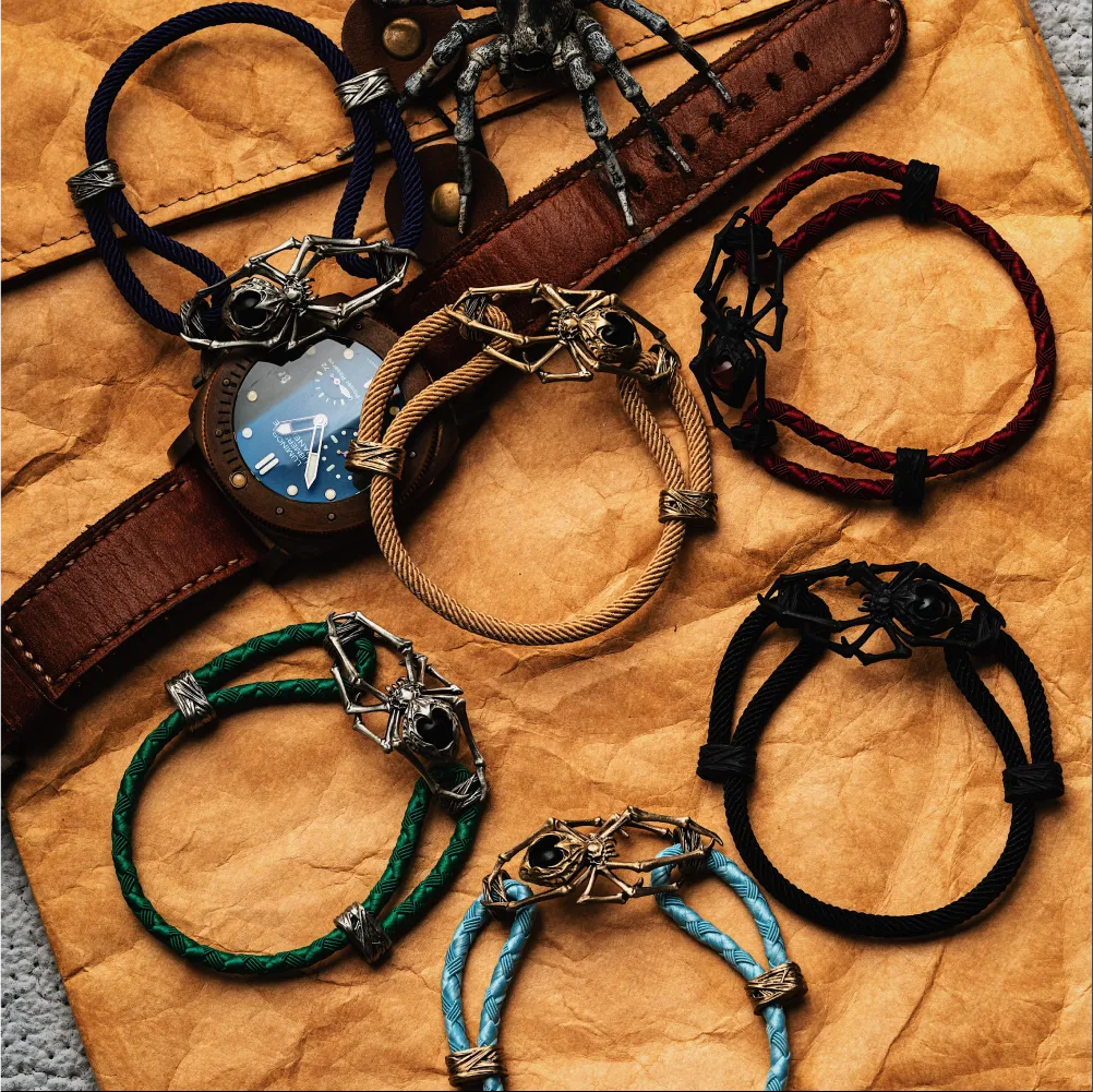 Brass Spider Rope Bracelet Details07