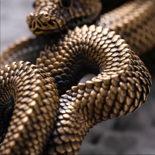 Brass Tree Boa Rope Bracelet Details 08
