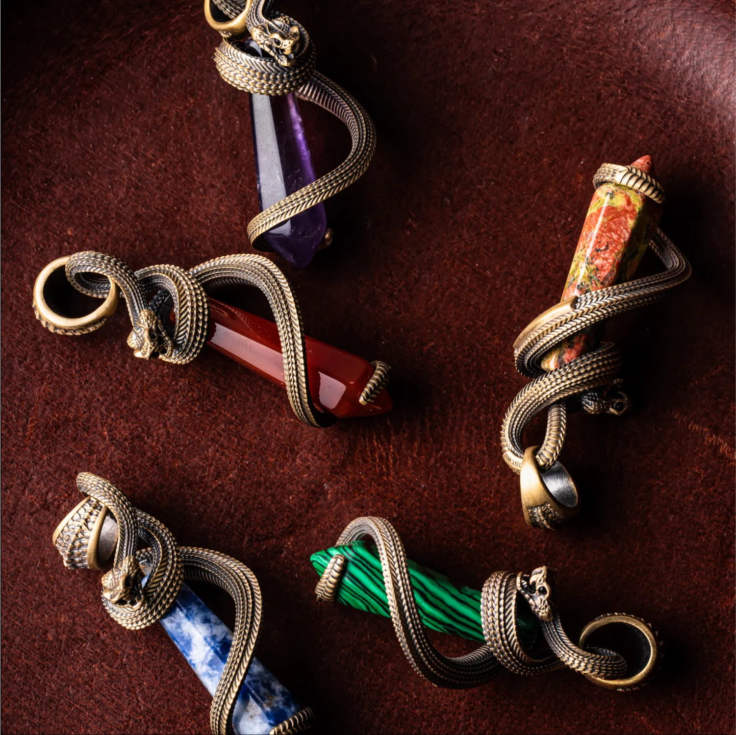 Brass Venoms Heart Pendant Details 06