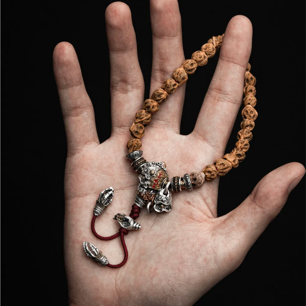 Citipati Bead Accessory Details 08