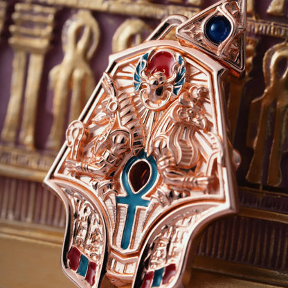 Customized 18K Rose Gold Eye of Horus Spinner Pendant Details04