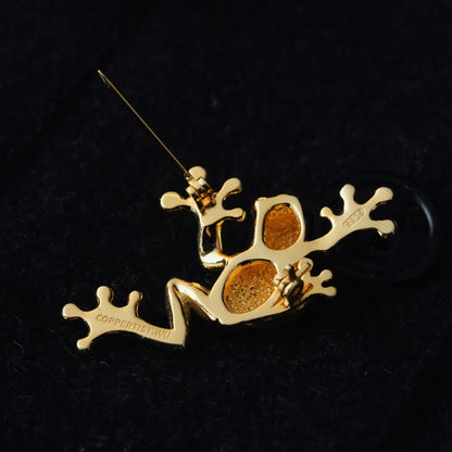 Tree Frog Brooch