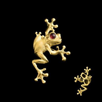 Customized 18k Gold Tree frog Brooch Details 01