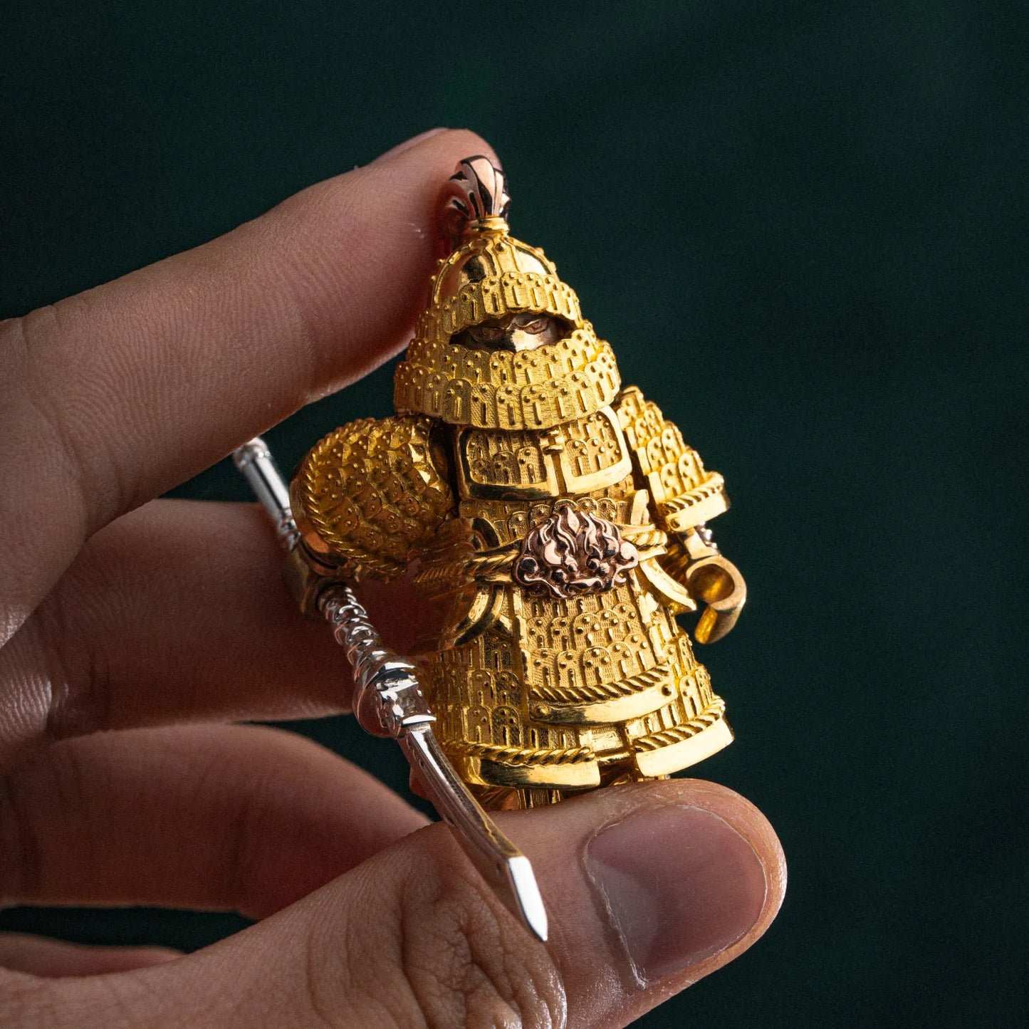 Customized 24K Gold With 18K Rose Gold With Brass Beiwei Army Warrior Figurine Details 04