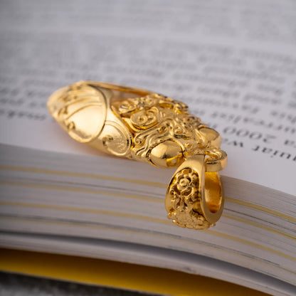 Customized Full 14K Gold Cicada Pendant Details 03