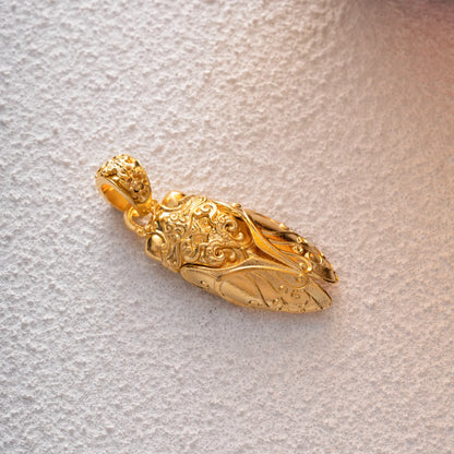 Customized Full 14K Gold Cicada Pendant Details 06
