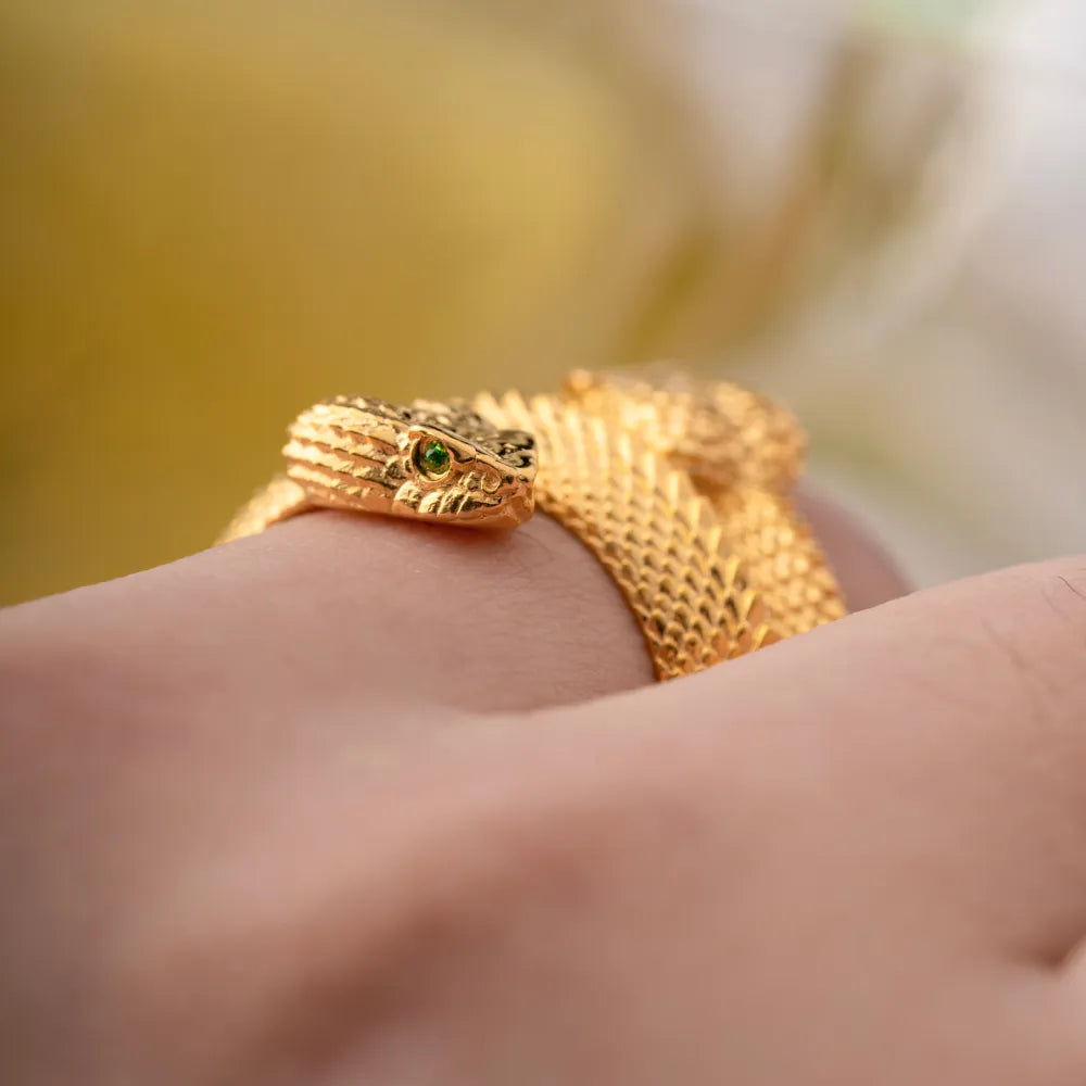 Customized 18K Gold Amphisbaena Triple Layer Ring Details 02