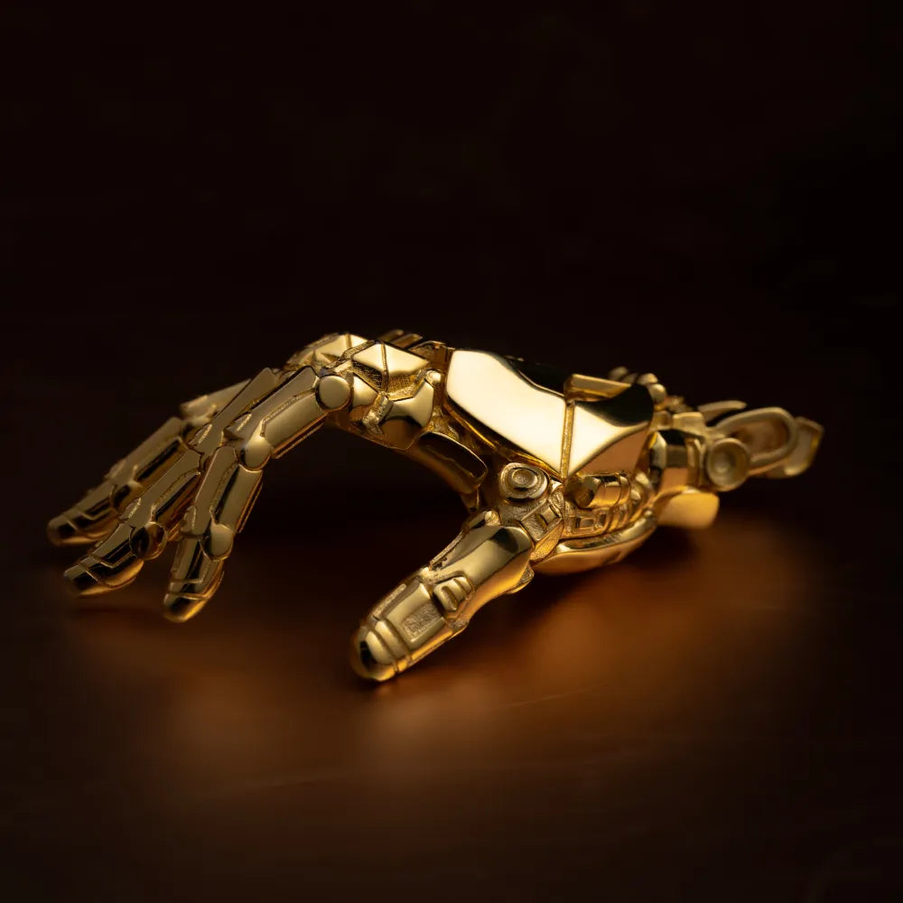 Customized Gold Vermeil Mechanical Hand Pendant Right Details 04