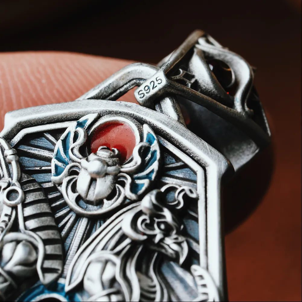 Customized OX.Silver Eye of Horus Spinner Pendant Details 7