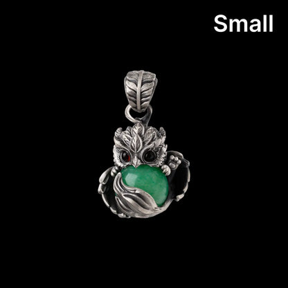 Customized OX.Silver Mini Griffin Pendant Details 01