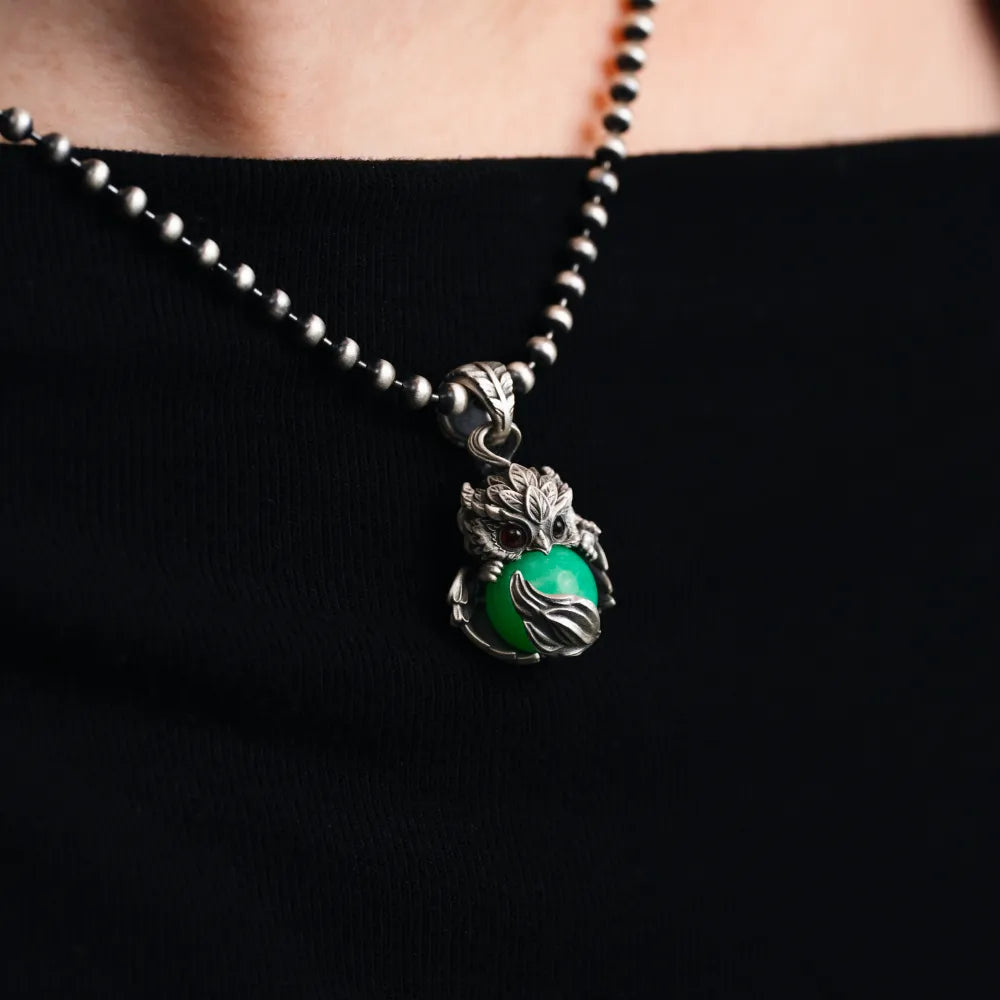 Customized OX.Silver Mini Griffin Pendant Details 03