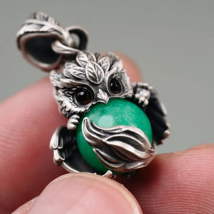 Customized OX.Silver Mini Griffin Pendant Details 05